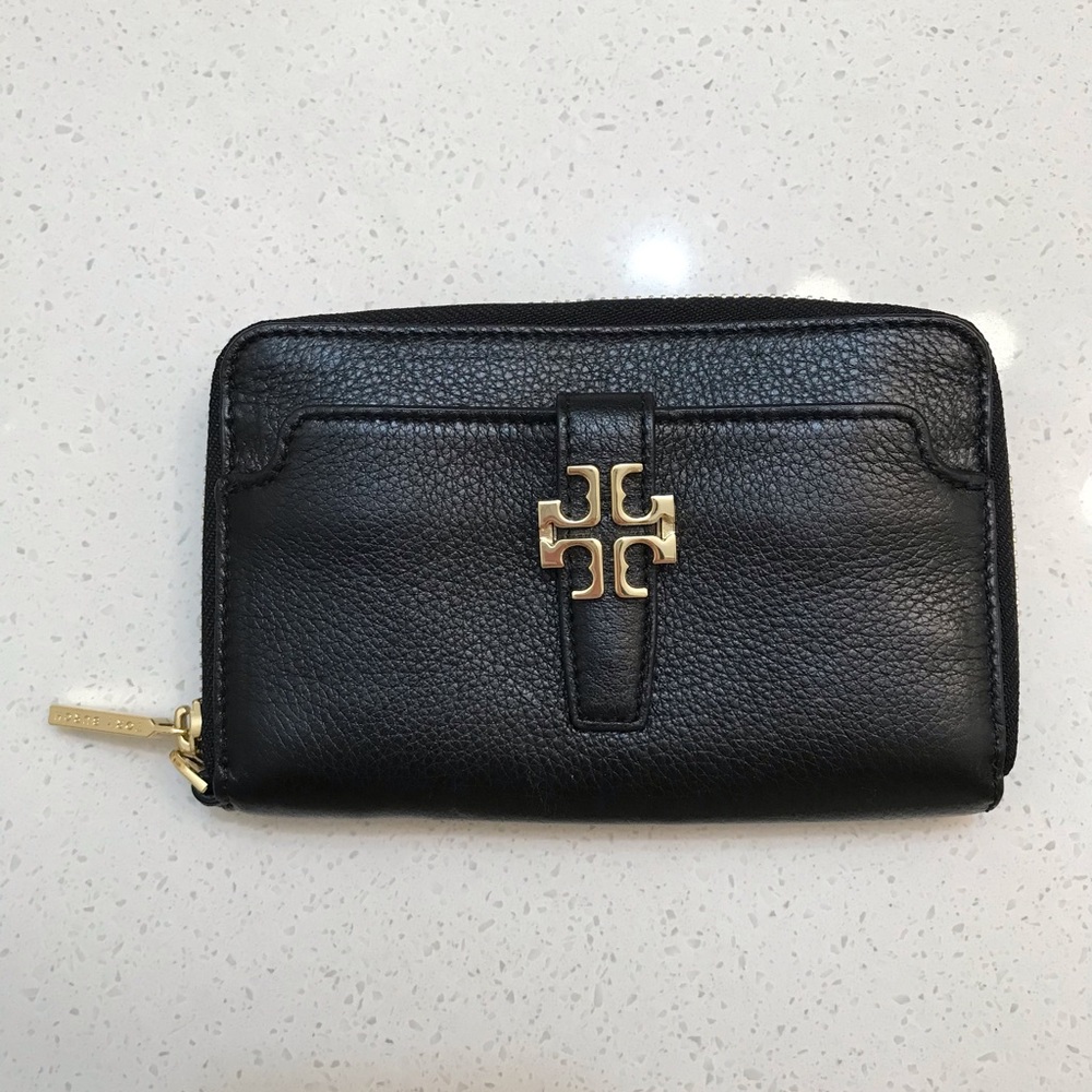 Tory Burch bifold wallet